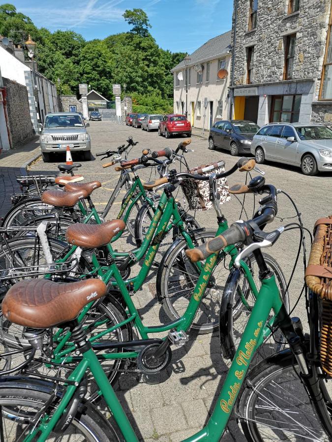 Nellys Bed&Bikes Hotell Westport Eksteriør bilde