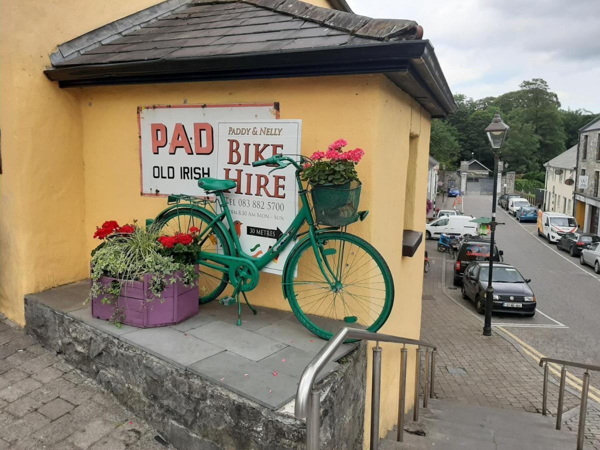 Nellys Bed&Bikes Hotell Westport Eksteriør bilde